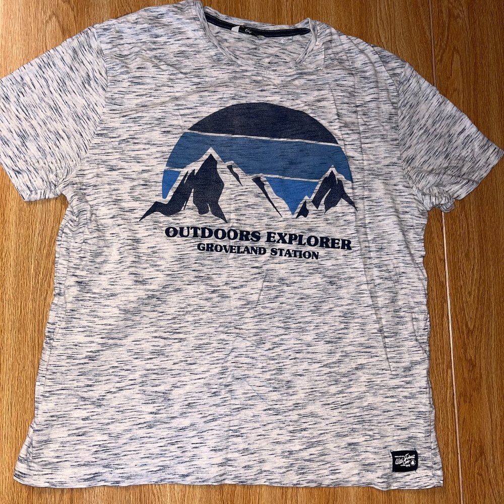 C&A Outdoors Explorer T-shirt (size L)
